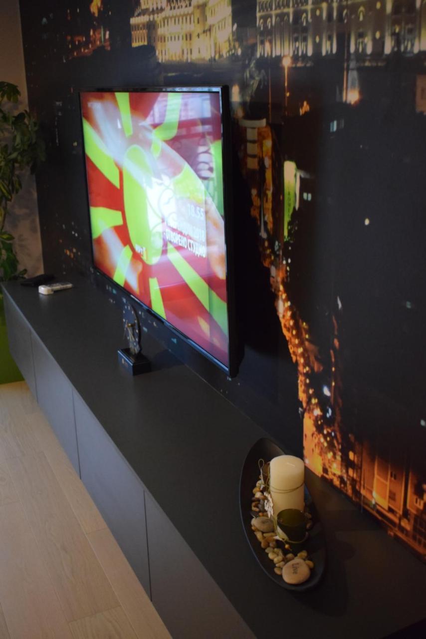 Gabriela & Marjan Luxury Self Check-In Flatiron Apartment สโกเปีย ภายนอก รูปภาพ