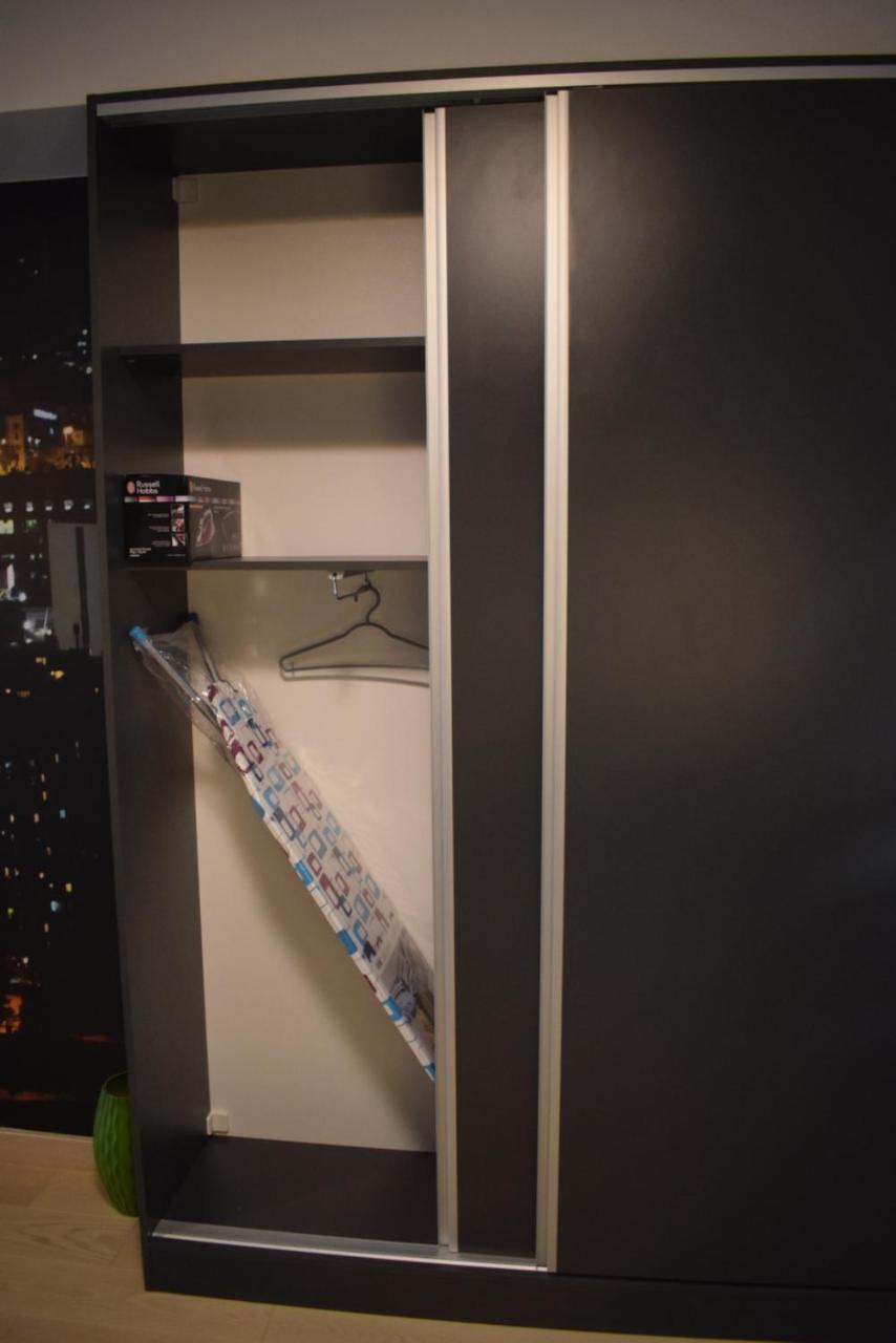 Gabriela & Marjan Luxury Self Check-In Flatiron Apartment สโกเปีย ภายนอก รูปภาพ